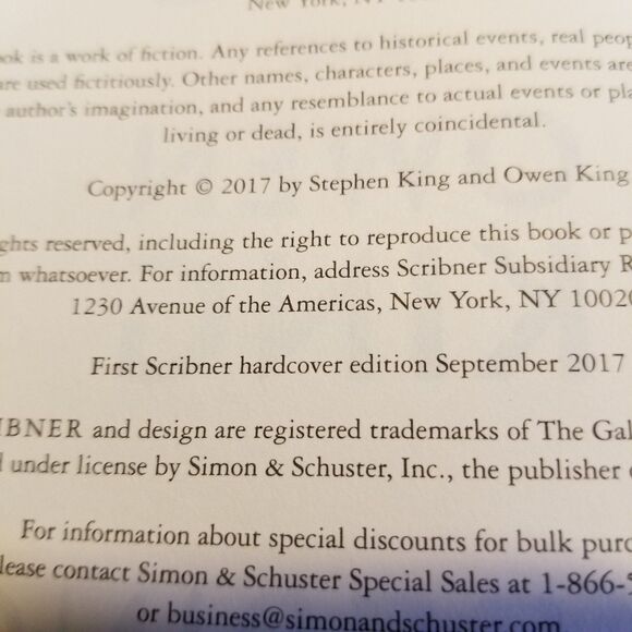 Sleeping beauties hardcover book by Stephen & Owen King 1st edition - Picture 7 of 7